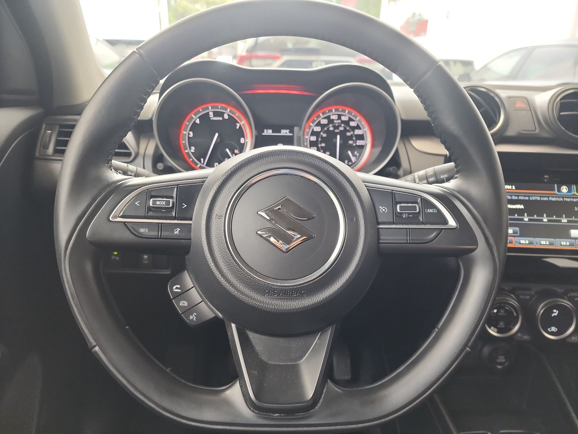 2021 SUZUKI SWIFT GLX TM