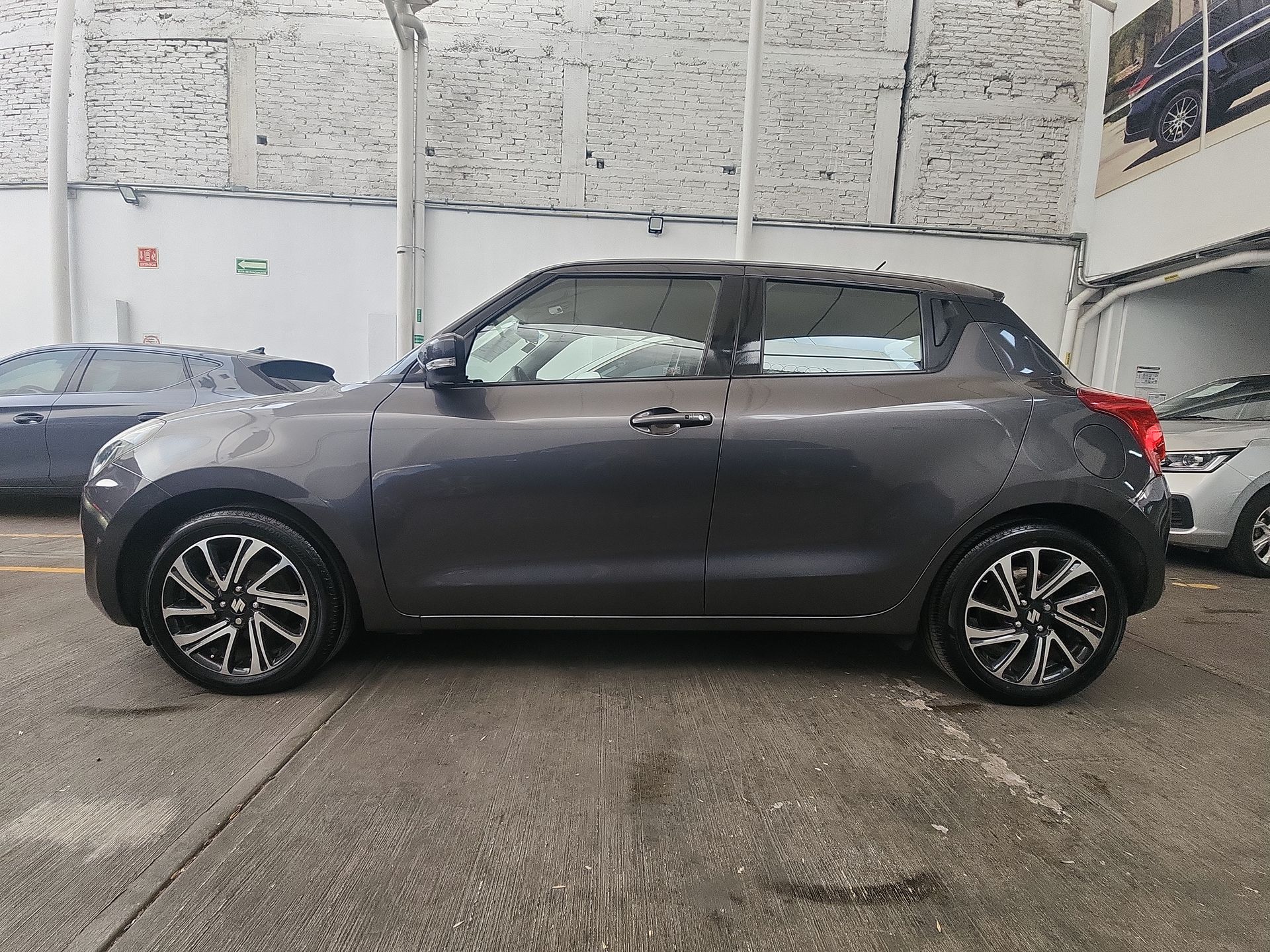 2021 SUZUKI SWIFT GLX TM
