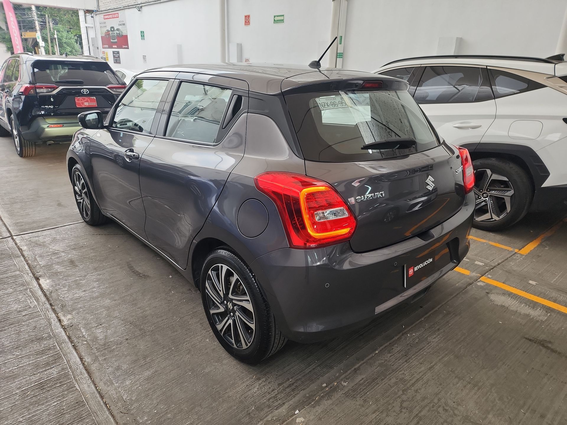 2021 SUZUKI SWIFT GLX TM