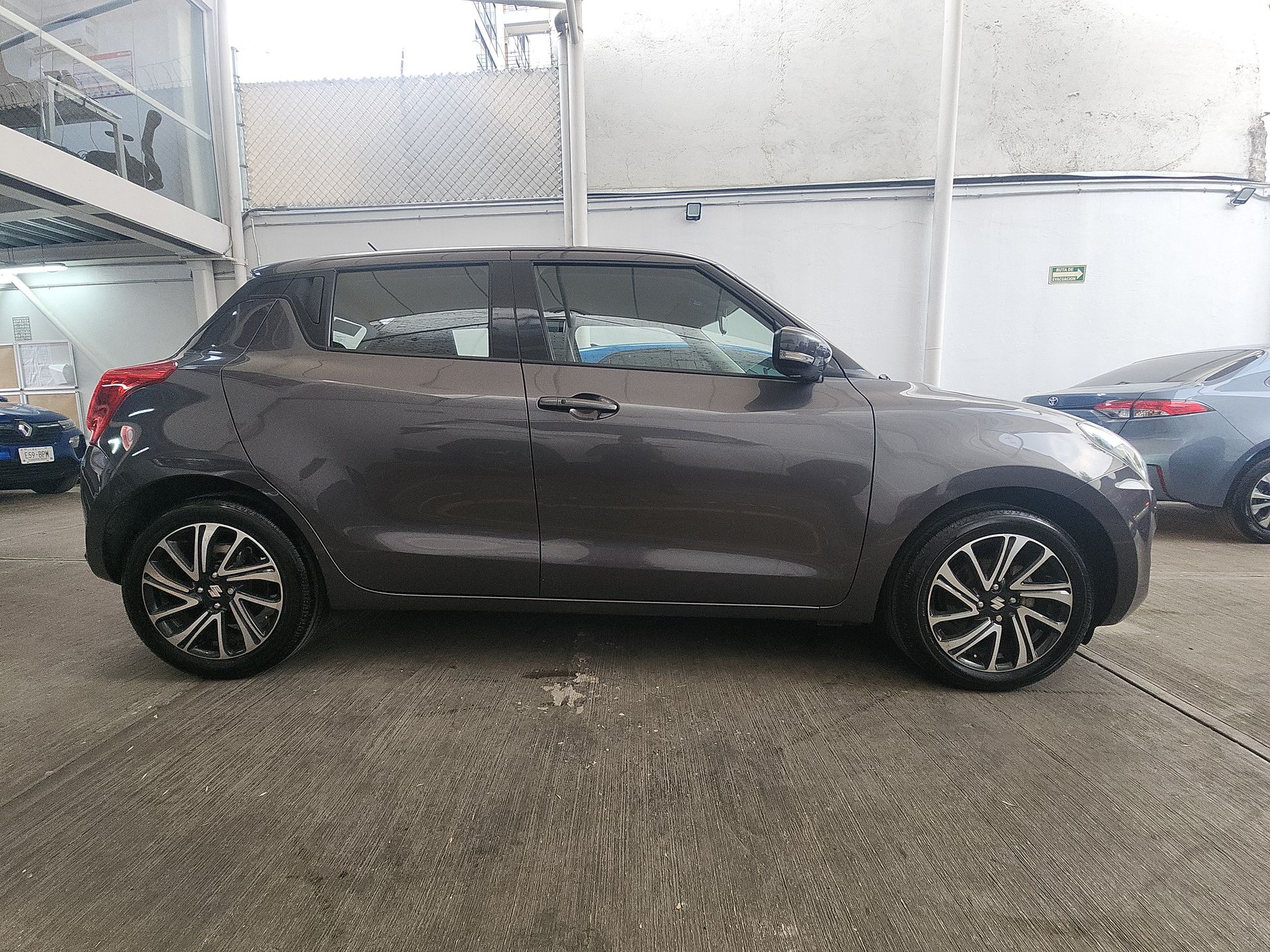 2021 SUZUKI SWIFT GLX TM