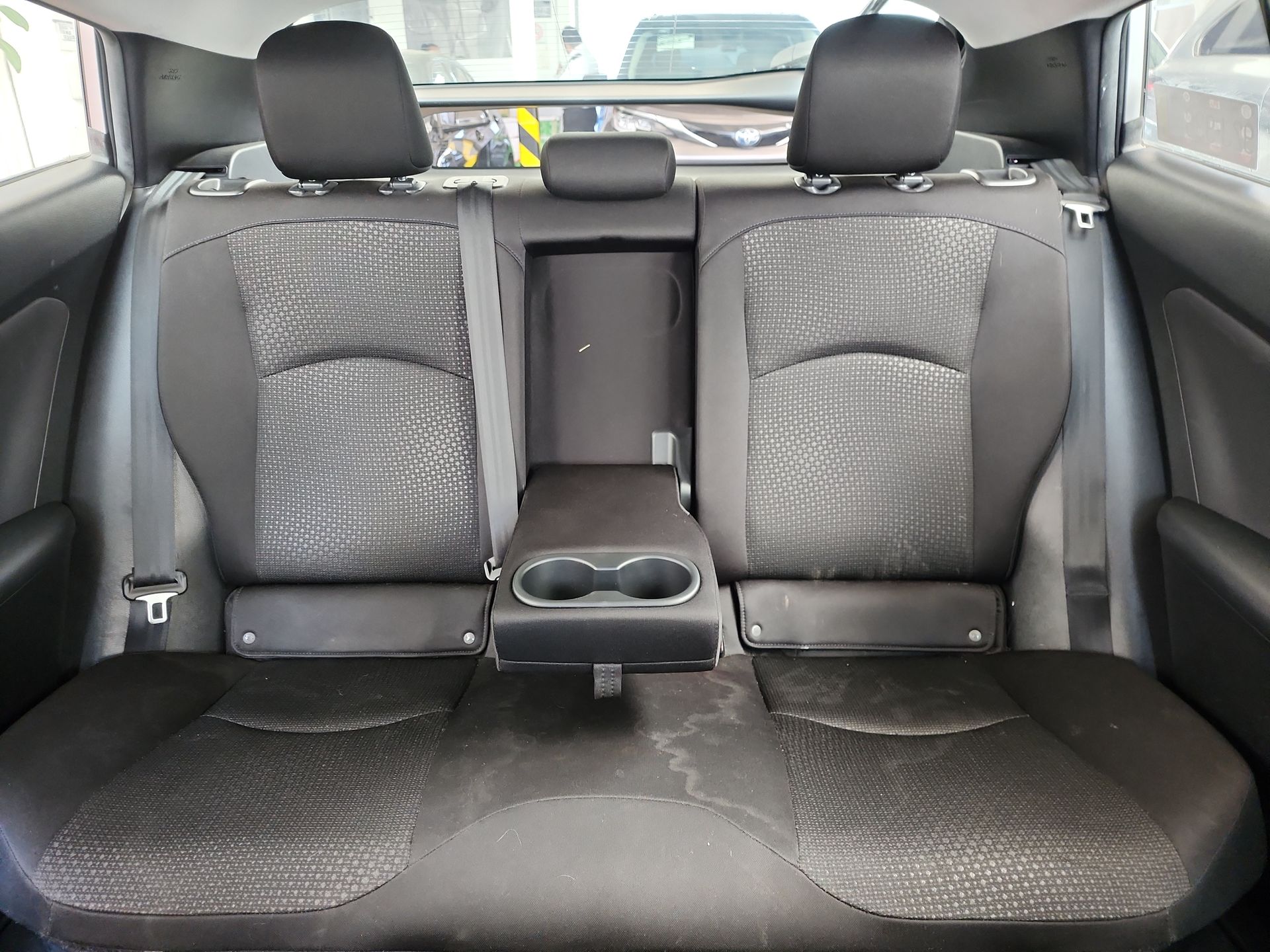 2020 Toyota PRIUS BASE