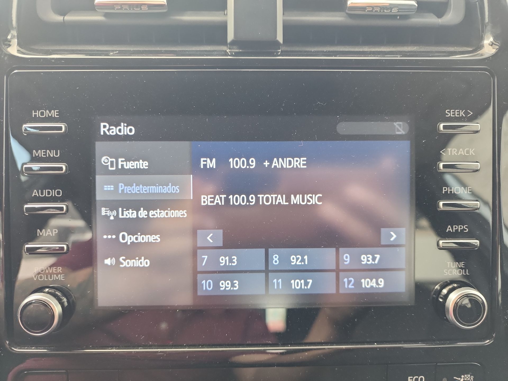 2020 Toyota PRIUS BASE