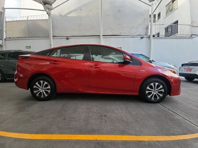 2020 Toyota PRIUS BASE