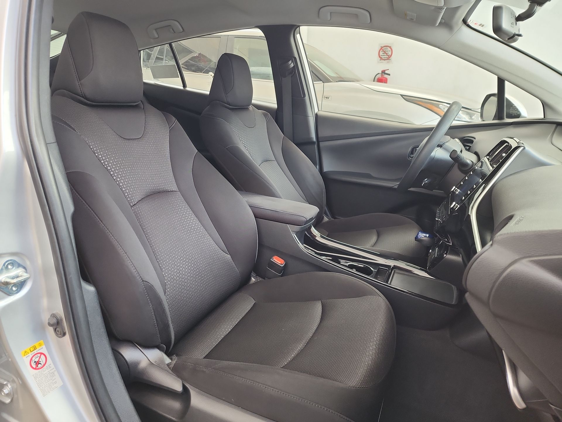 2020 Toyota PRIUS BASE BASE