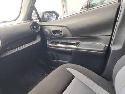 2020 Toyota PRIUS PRIUS C