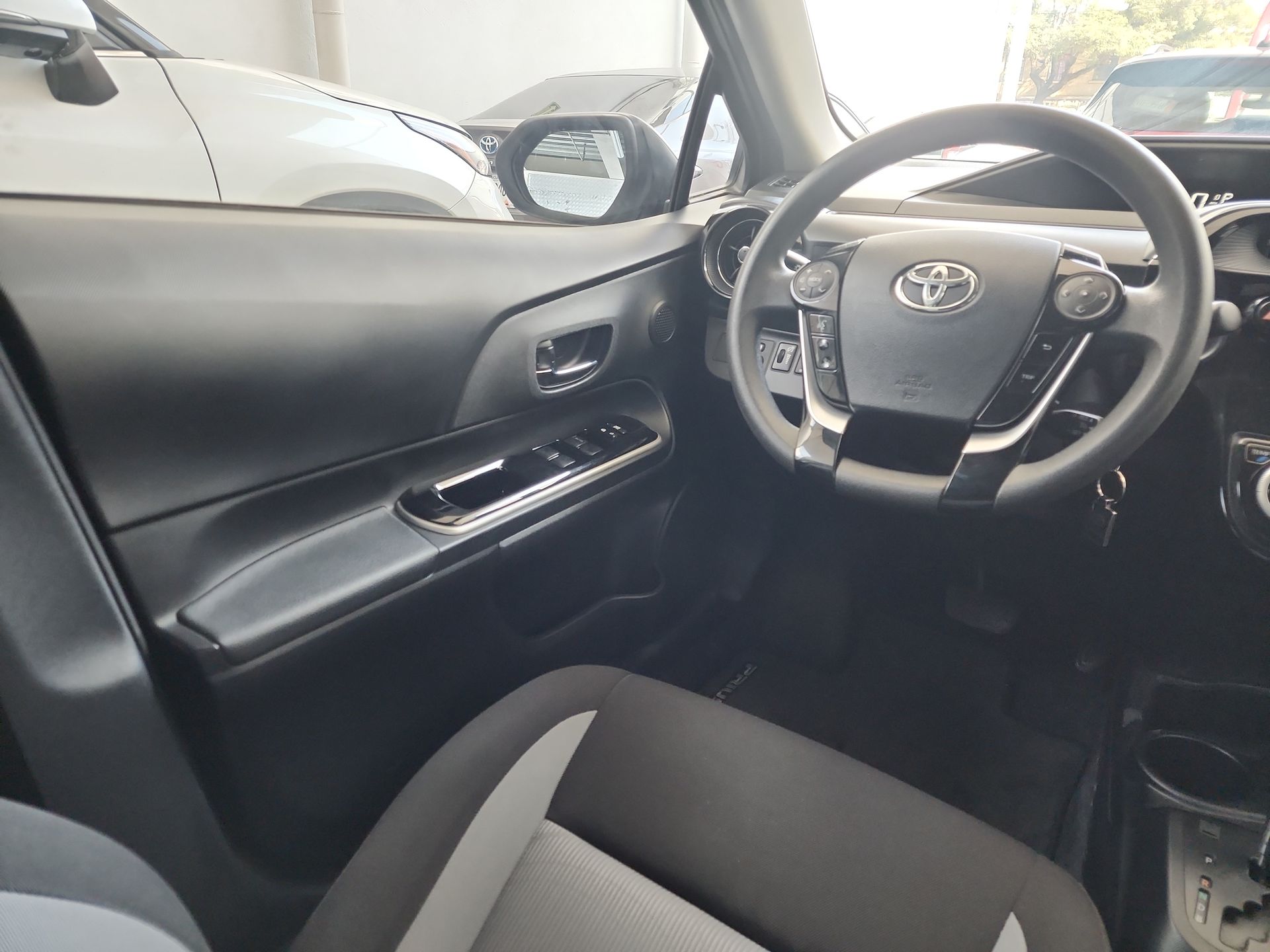 2020 Toyota PRIUS PRIUS C