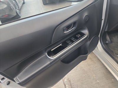 2020 Toyota PRIUS PRIUS C