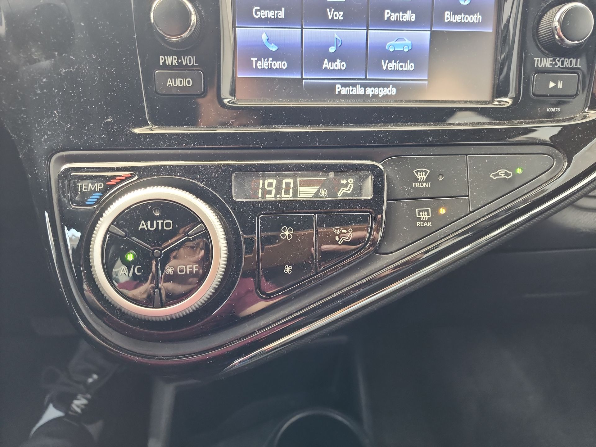 2020 Toyota PRIUS PRIUS C