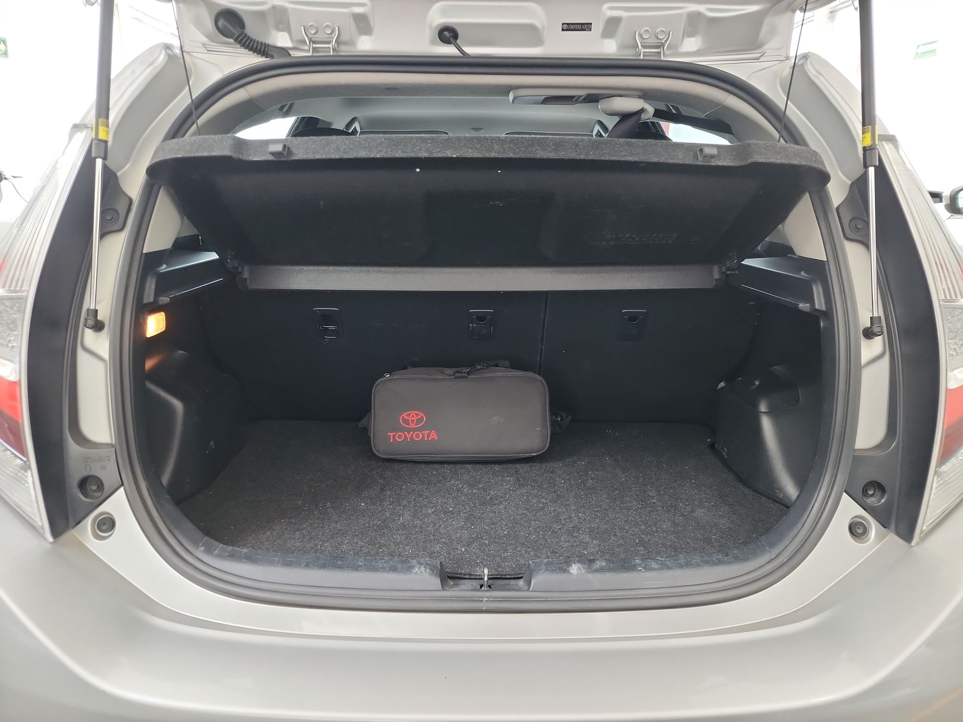 2020 Toyota PRIUS PRIUS C