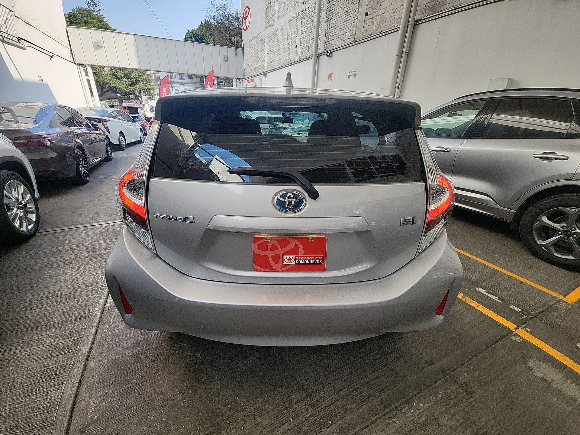 2020 Toyota PRIUS PRIUS C