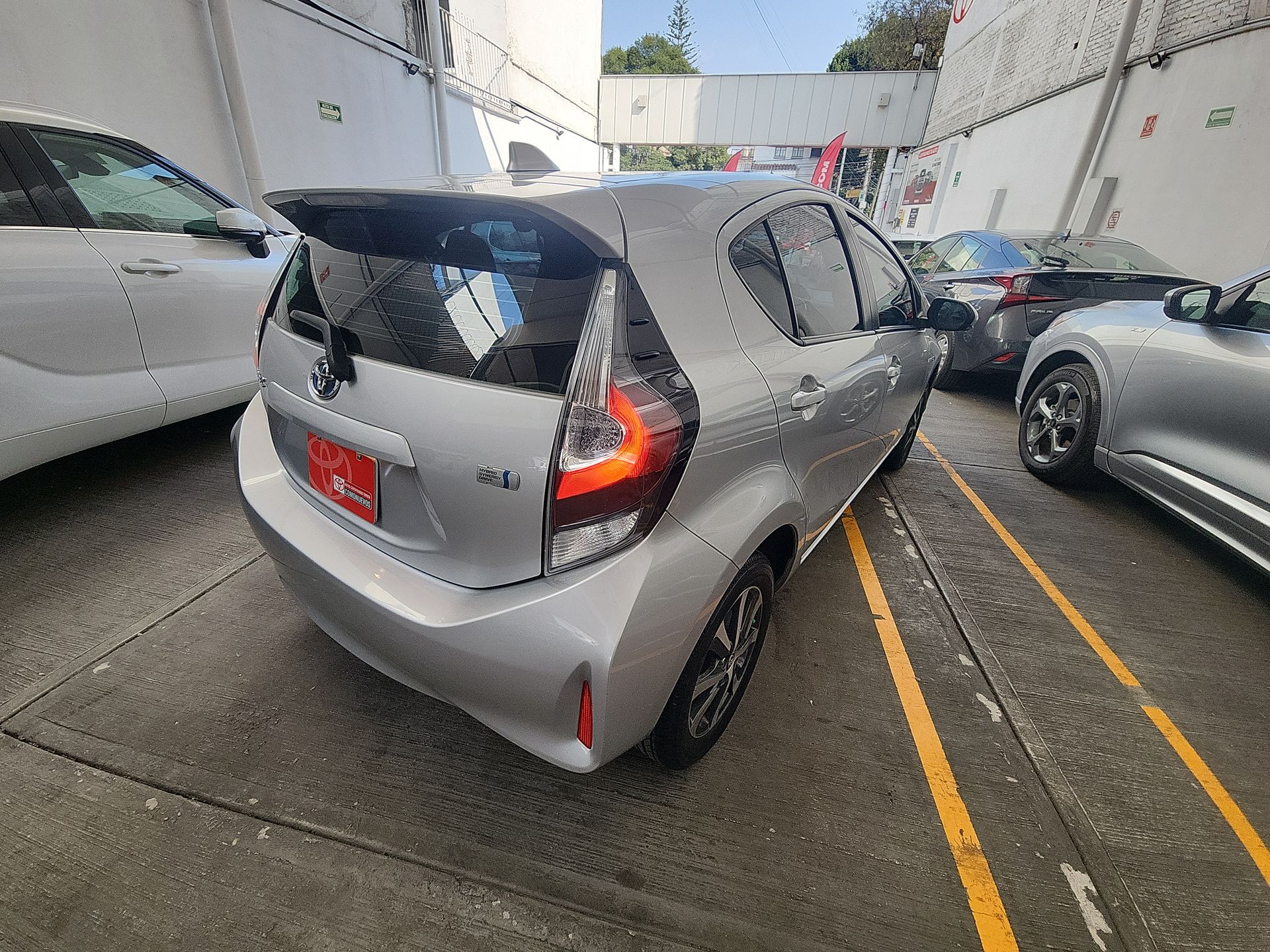 2020 Toyota PRIUS PRIUS C