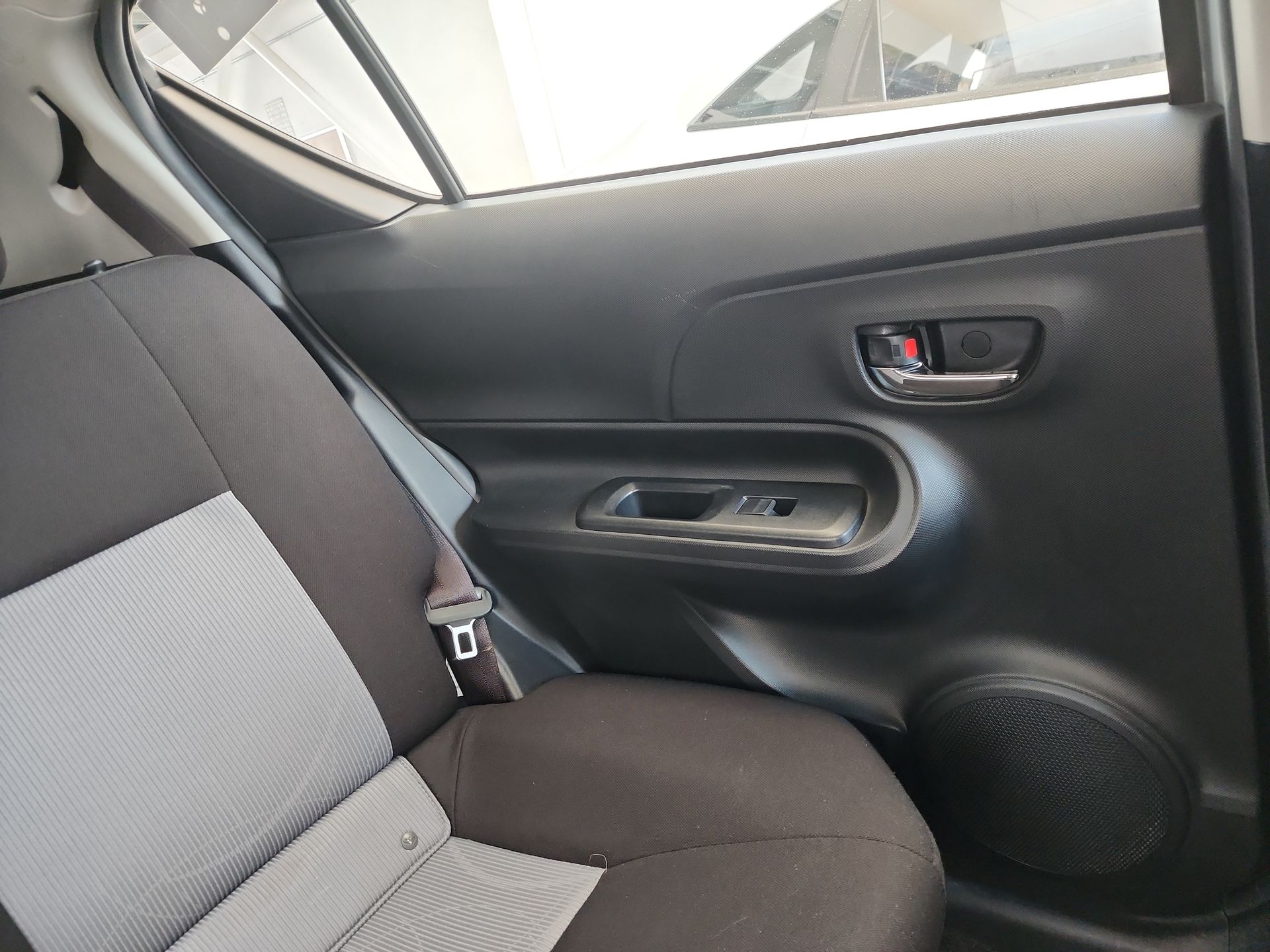 2019 Toyota PRIUS 1.5 HYBRID AUTO