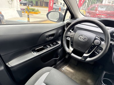 2020 Toyota PRIUS PRIUS C