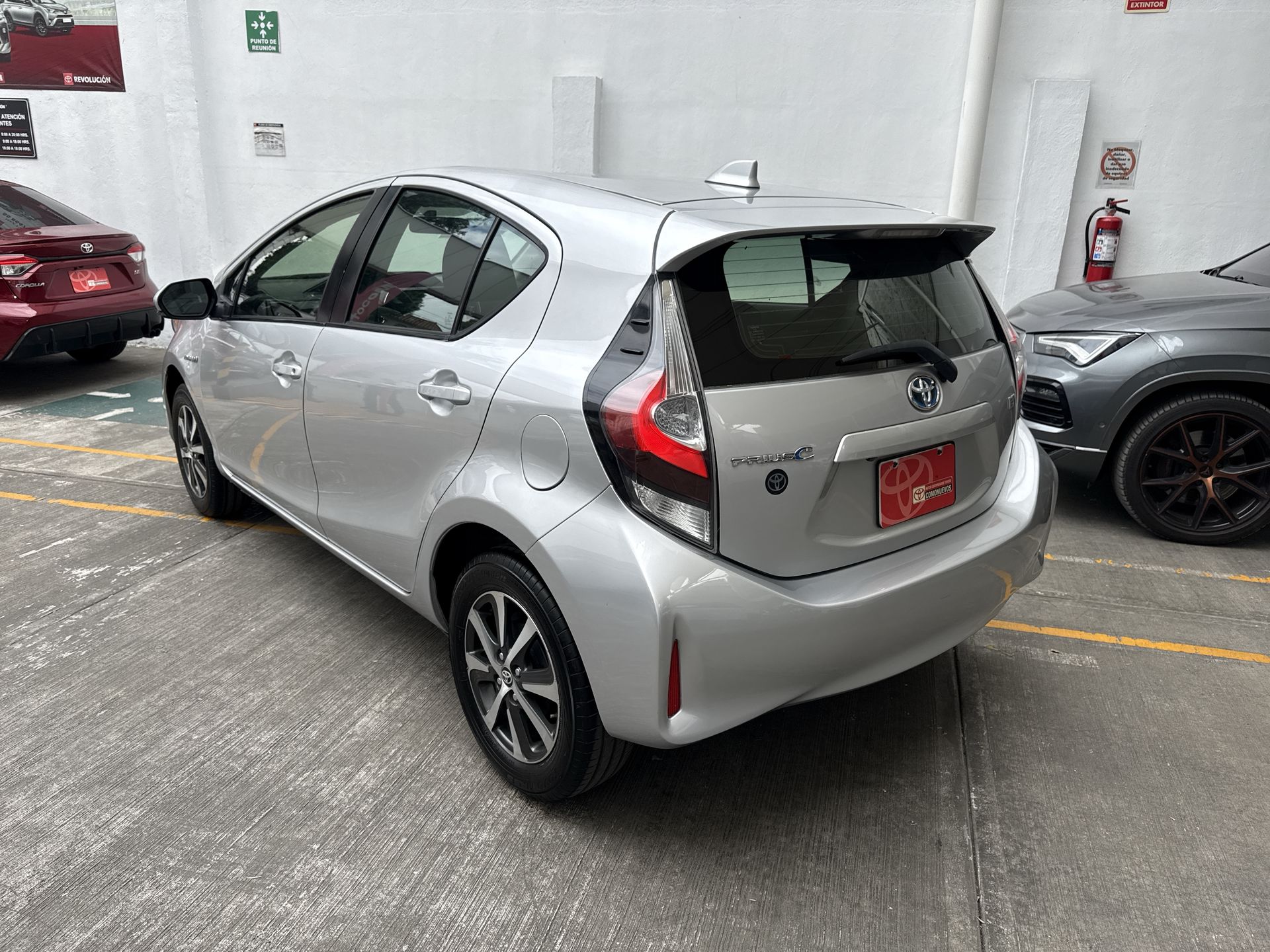 2020 Toyota PRIUS PRIUS C