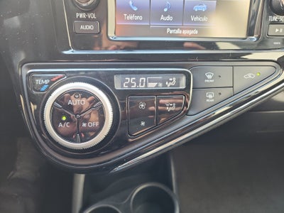 2021 Toyota PRIUS BASE