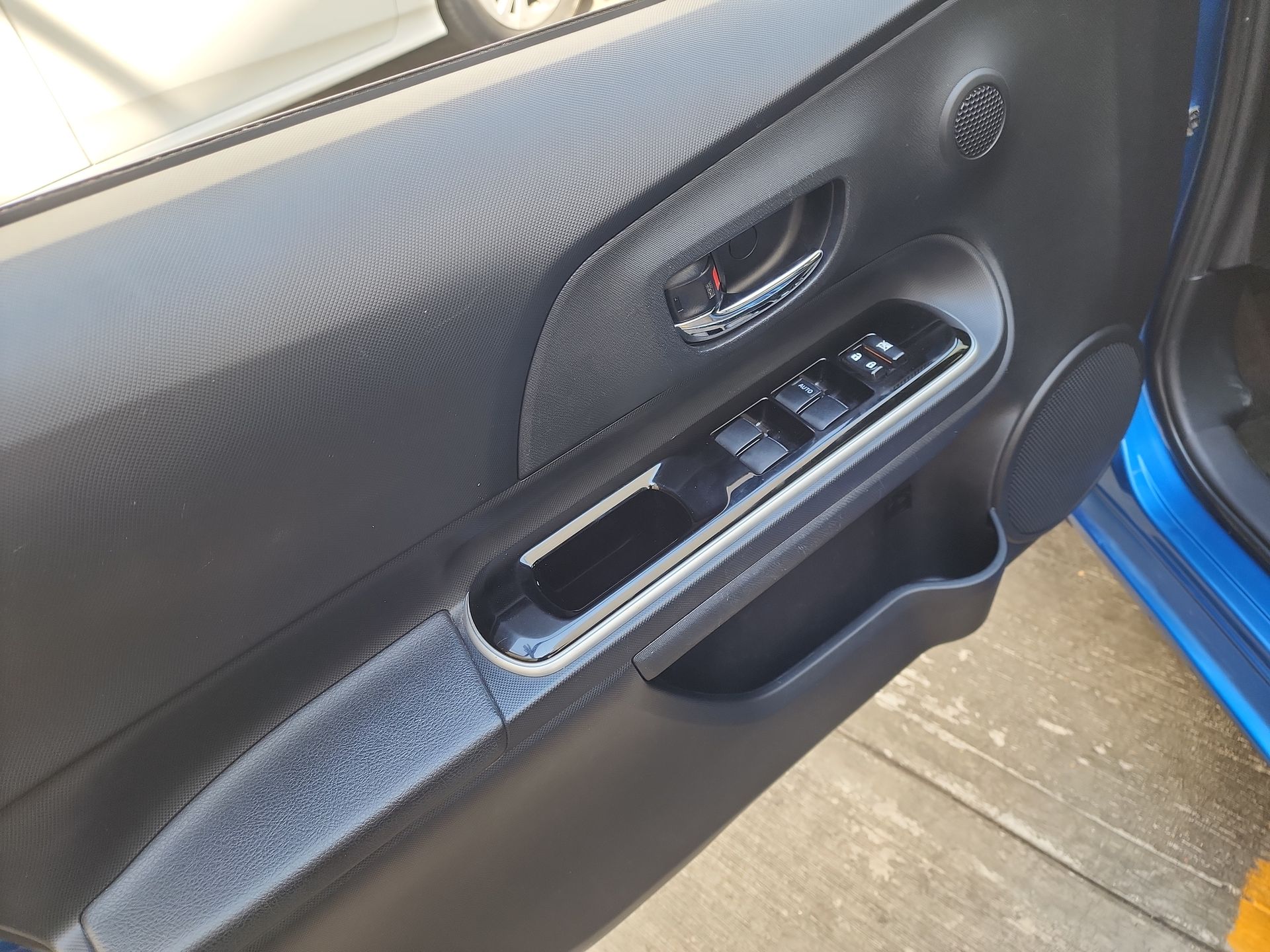 2020 Toyota PRIUS PRIUS C