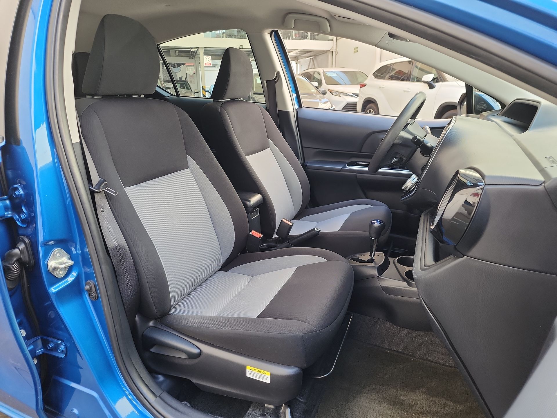 2020 Toyota PRIUS PRIUS C