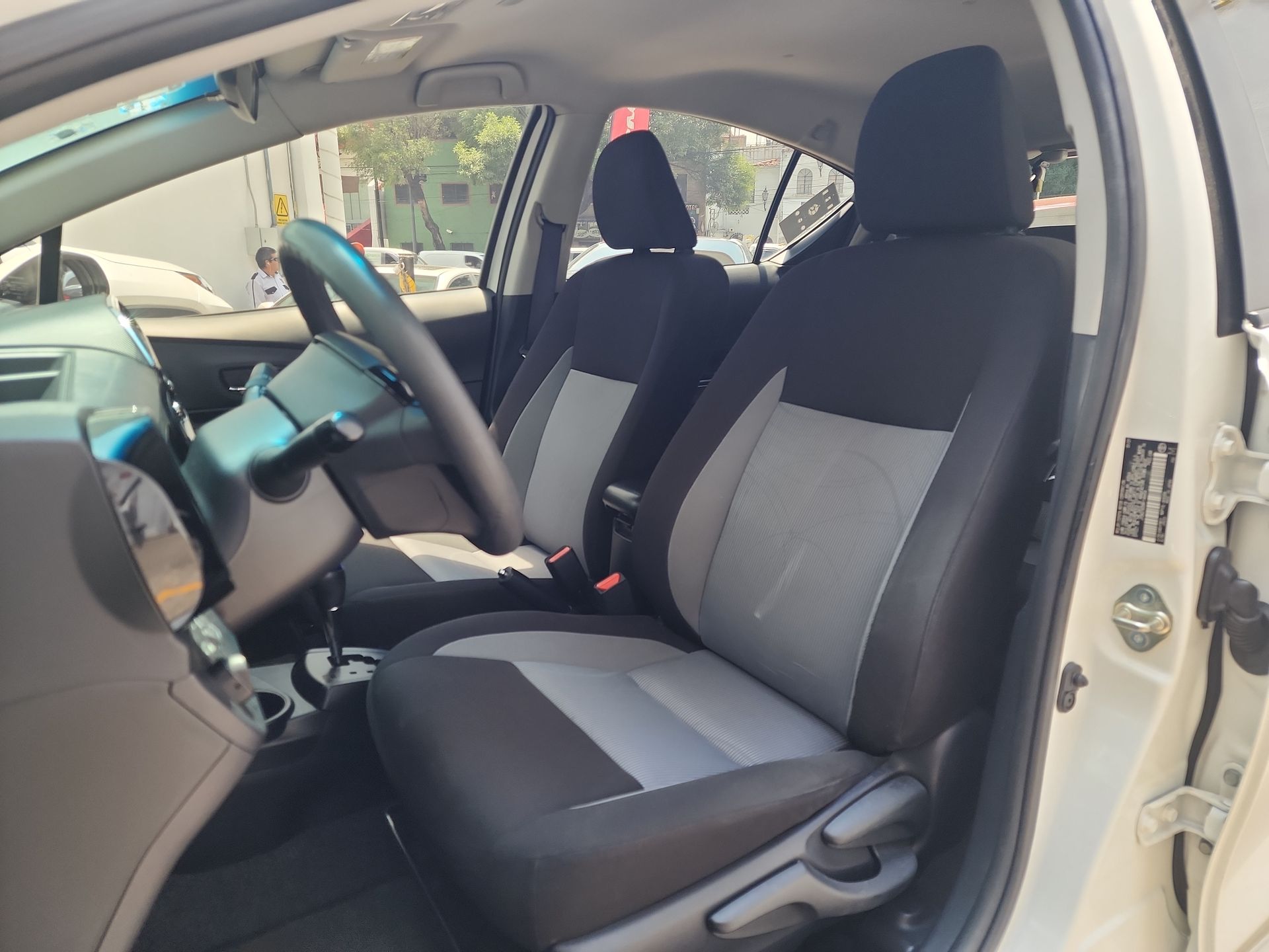 2021 Toyota PRIUS PRIUS C