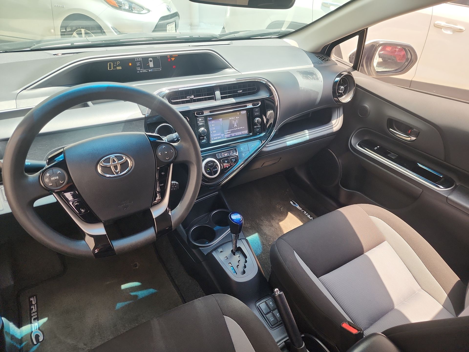 2021 Toyota PRIUS PRIUS C