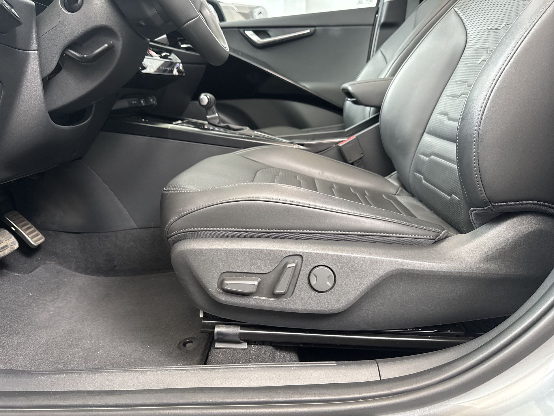 2025 Kia NIRO EX