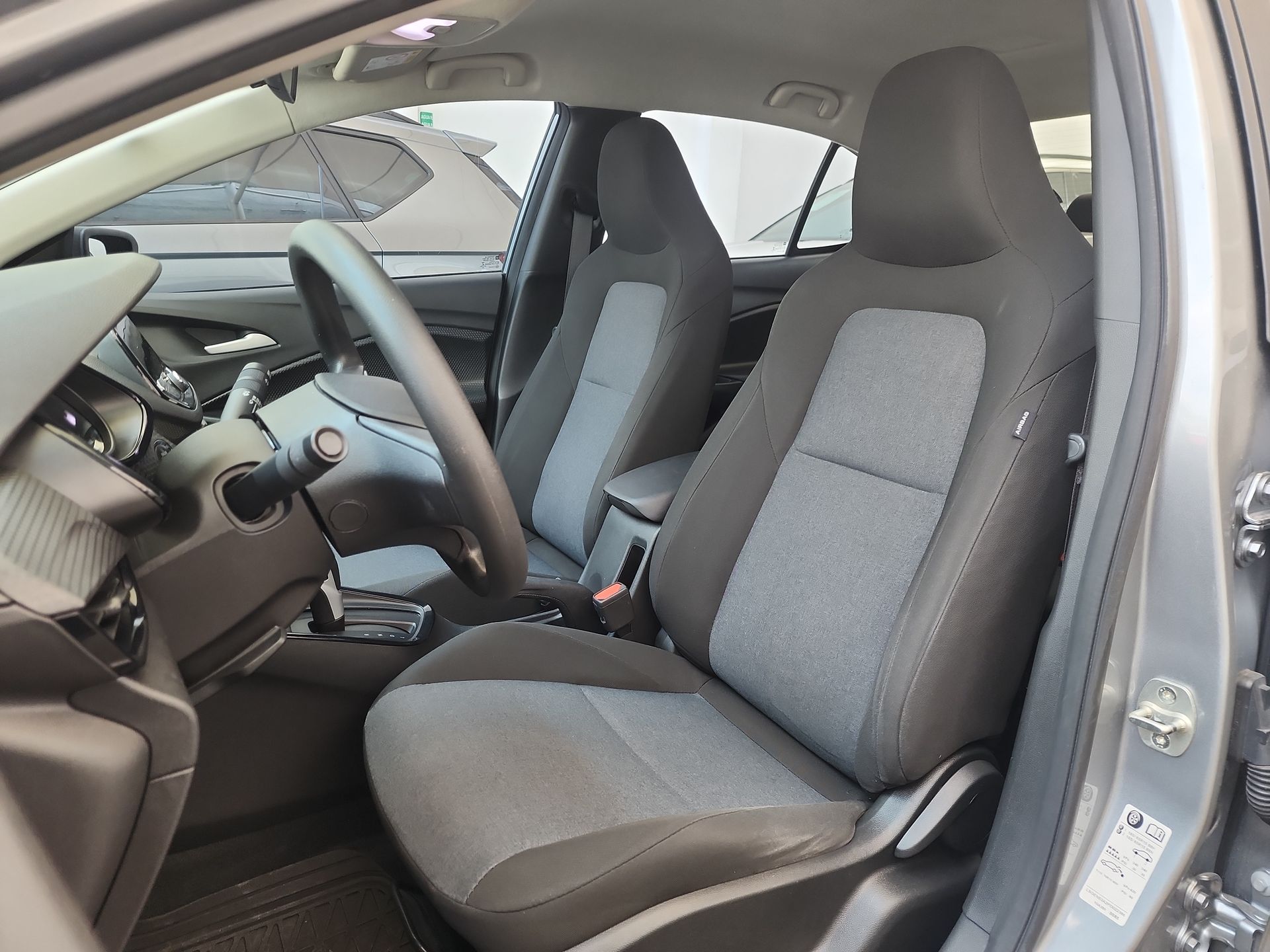 2023 Chevrolet ONIX LS B