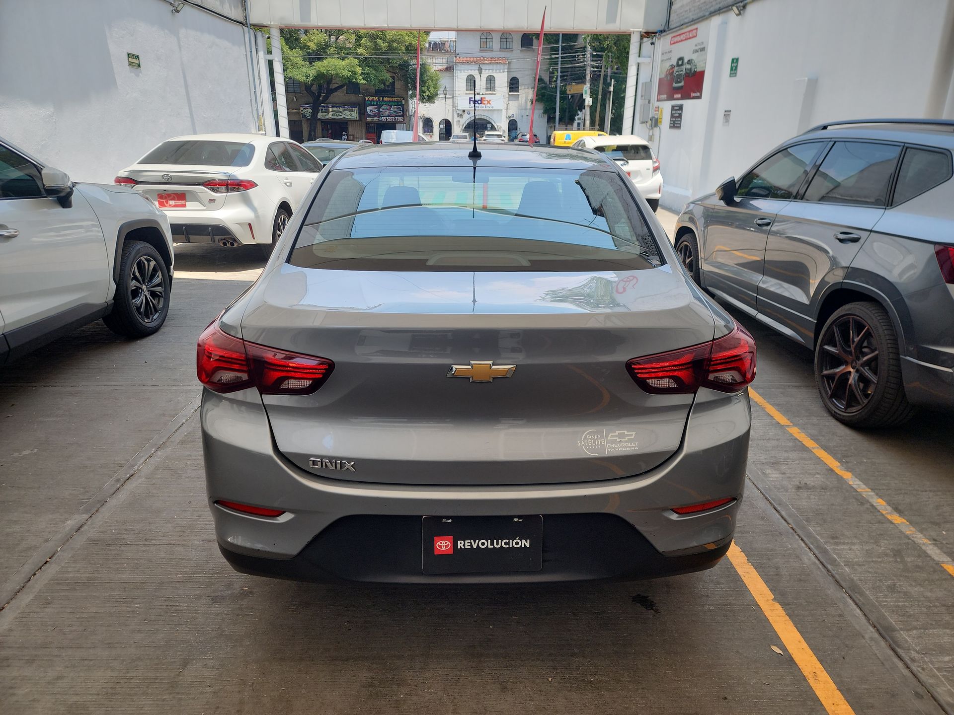 2023 Chevrolet ONIX LS B