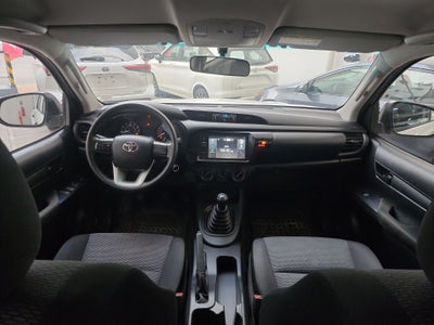 2024 Toyota HILUX C-CAB CHASIS