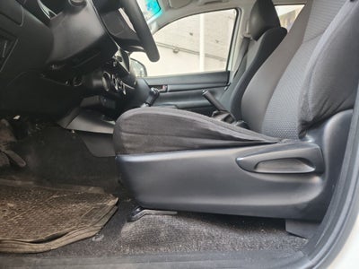 2024 Toyota HILUX C-CAB CHASIS