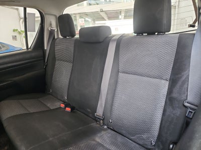 2024 Toyota HILUX C-CAB CHASIS