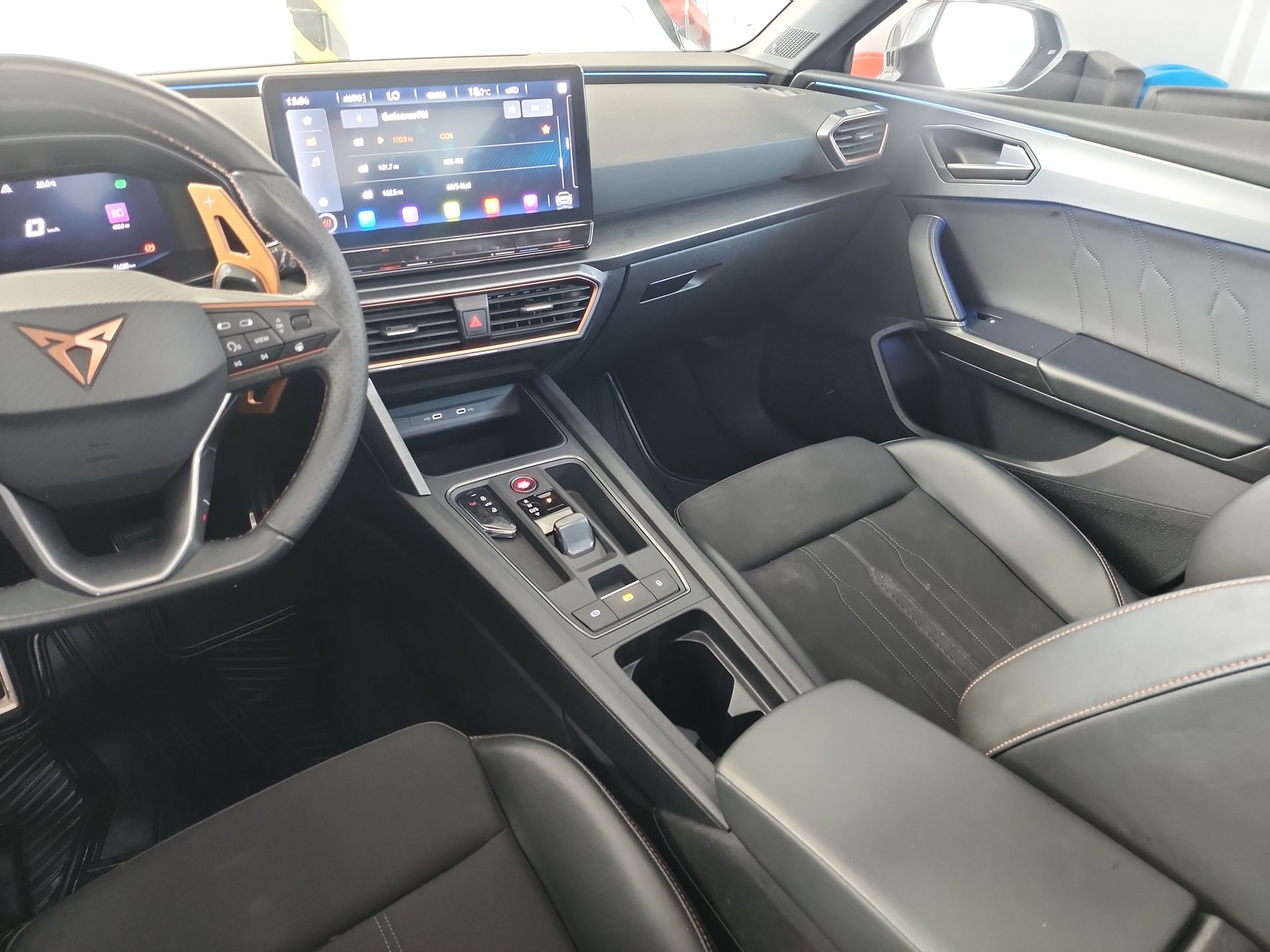 2024 CUPRA LEON LEÓN 190HP DSG